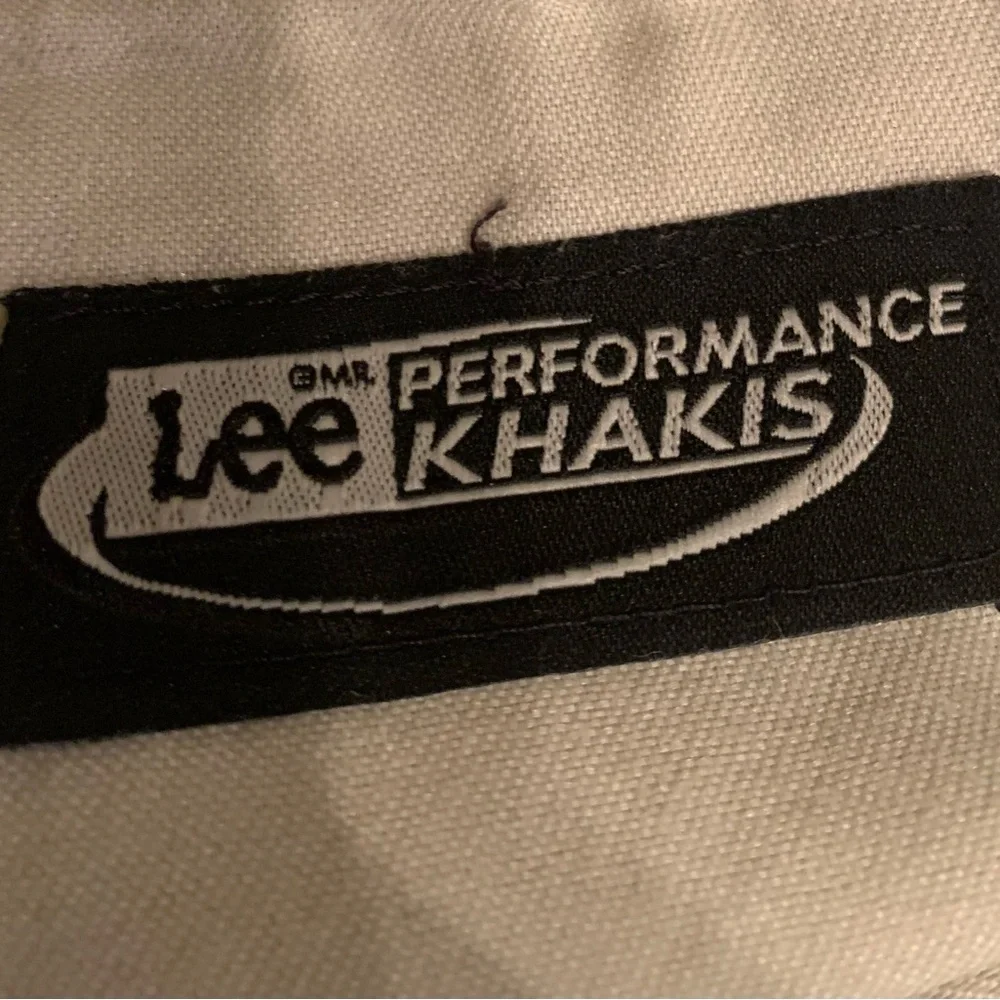 Lee performance Khaki - excellent condition - Picture 2 of 3